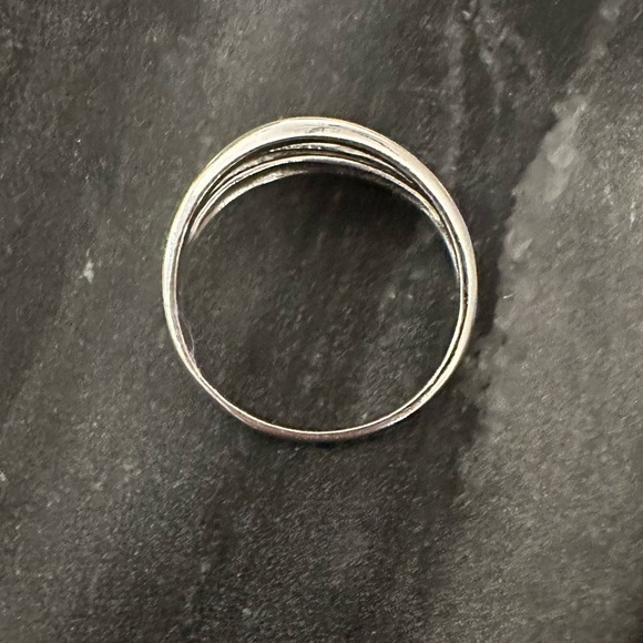 Sterling Silver Simple Ring - Picture 4 of 8